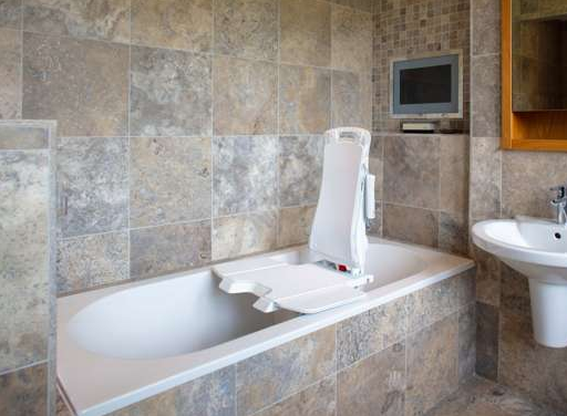 Bellavita Nova Bathlift